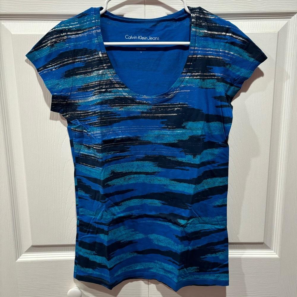 CALVIN KLEIN JEANS Women’s Striped Short Sleeve Scoop Neck Shirt Top blue size S